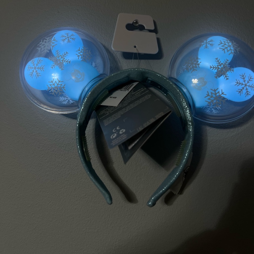 COPY - Light up Mickey ears from Disneyland!!